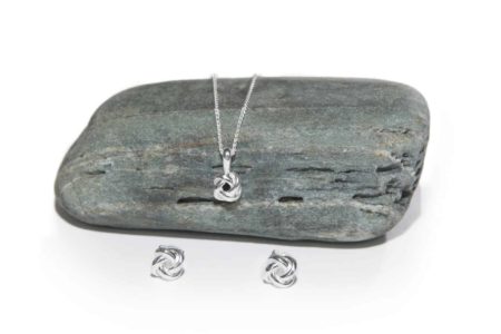Love Knot Necklace (Small) - Image 2